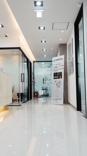 연세휴치과의원 공덕점 2번째 이미지