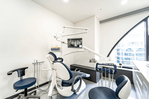 인플란트치과의원 4번째 이미지