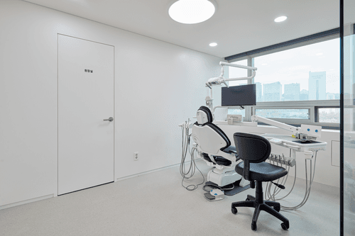 연세돌담치과의원 9번째 이미지