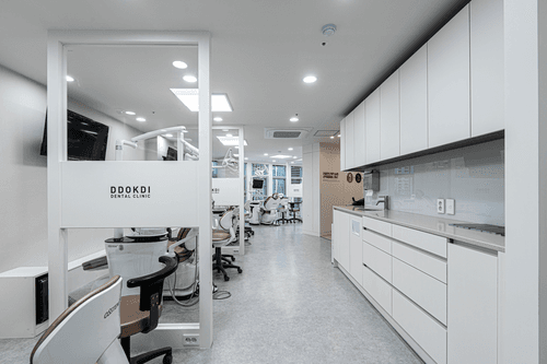 똑디치과의원 6번째 이미지