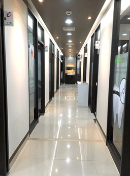 이스타치과의원