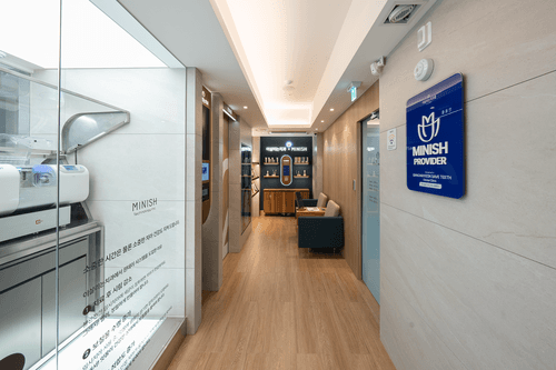 이살리는치과 신논현역점 1번째 이미지